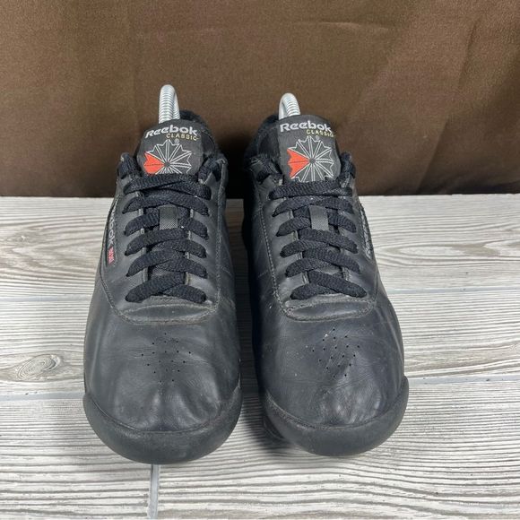 Reebok Classic Black Low Top Sneaker Shoe Womens Size 8.5 - Picture 2 of 11